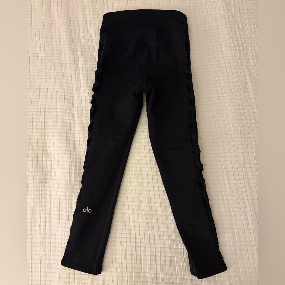 ALO Yoga Leggings with Side Cross Mesh